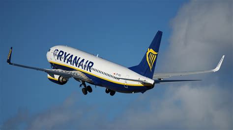 Ryanair Og Asza Nowe Po Czenie Z Poznania Atrakcyjny Kierunek Kusi