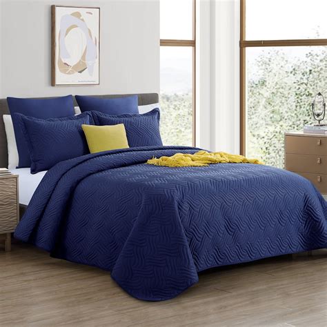 Ruikasi Quilt Set Queen Size Soft Microfiber Lightweight Bedspread