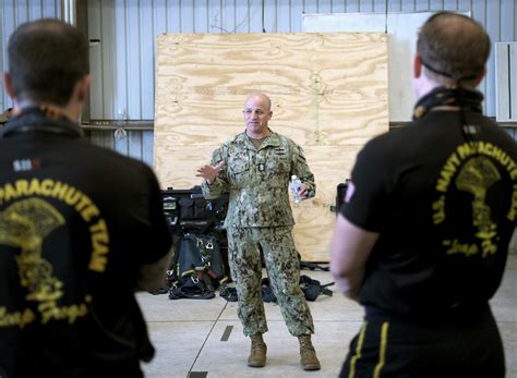 MCPON Visits With Naval Special Warfare Command > United States Navy