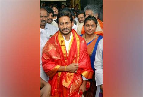 Jaganmohan Reddy Sworn In As Chief Minister Of Andhra Pradesh