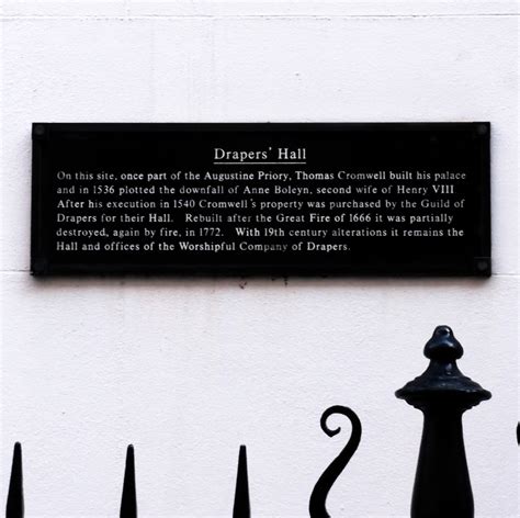 Drapers' Hall : London Remembers, Aiming to capture all memorials in London