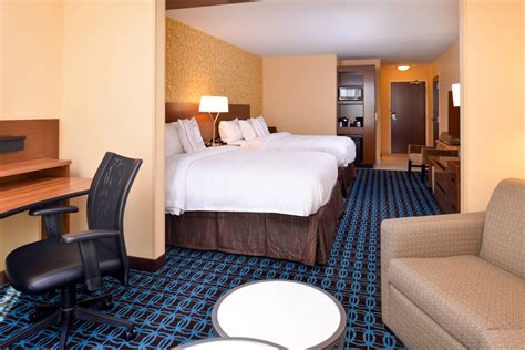 Hotel Rooms & Amenities | Fairfield Inn & Suites Martinsburg