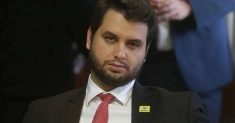 Pgr Volta A Pedir Soltura De Filipe Martins Ex Assessor De Bolsonaro