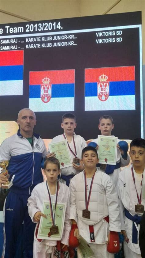 Pet Medalja Za Karatiste Juniora Glas Umadije