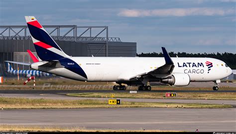 N La Latam Cargo Colombia Boeing Er Bcf Wl Photo By