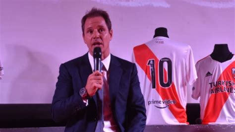 Brito Est Atento El Ex River Que Debe Definir Su Futuro River Noticias