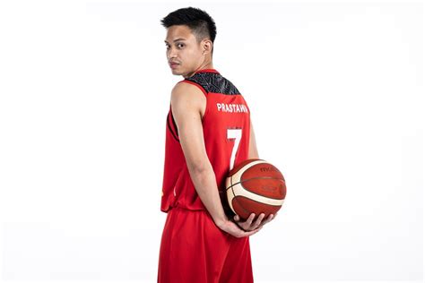 Punya Corak Arsiran Lombok Ini Jersey Timnas Basket Indonesia