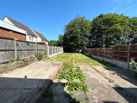 3 Bedroom Detached House In Dudley Property Auctions Bond Wolfe