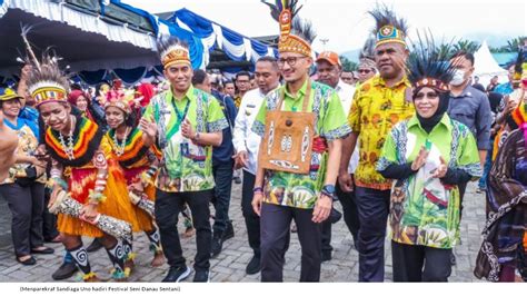 Menparekraf Festival Danau Sentani Beri Dampak Positif Masyarakat