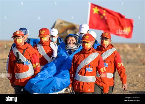 Dongfeng Landing Site St Oct Astronaut Gui Haichao Is Out Of