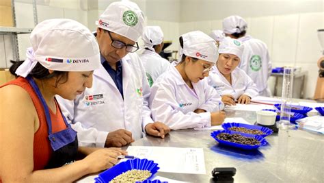 Cusco Devida Capacita A Hijos De Productores Del Desarrollo