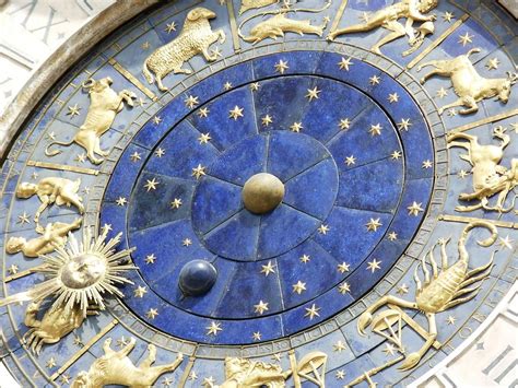 zodiak   beruntung  desember    cuti