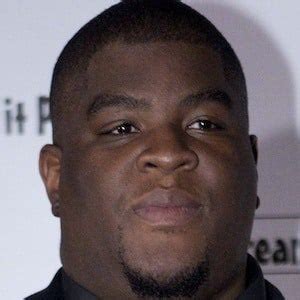 Salaam Remi - Age, Family, Bio | Famous Birthdays