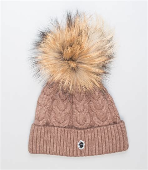 Brown Beanie With Raccoon Pom Pom I Real Fur Hats