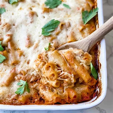 Healthy Baked Ziti HouseholdCooking