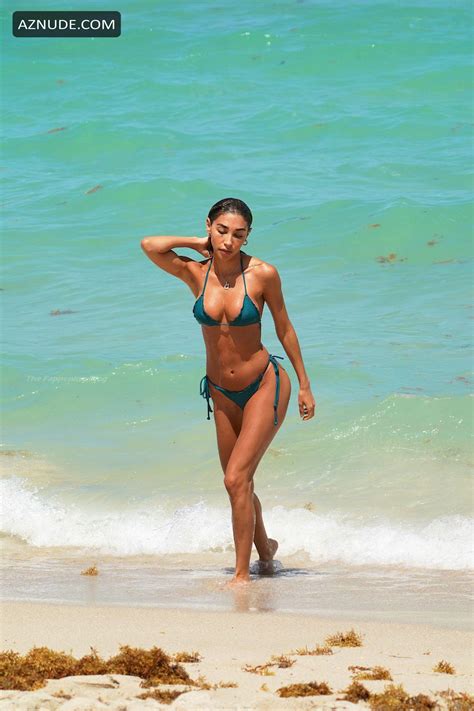 Chantel Jeffries Sexy Seen In A Green Bikini On The Beach In Miami AZNude