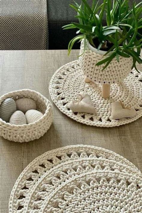 Fabulous And Autumn Idea Diy Project S Crochet Table Runner Design