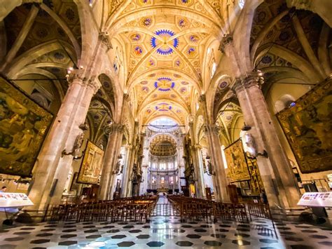 Duomo Di Como Cathedral Or Cattedrale Di Santa Maria Assunta In Como