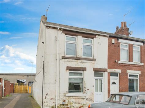 2 Bed End Terrace House For Sale In Princess Street Castleford West