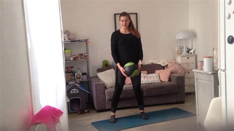 Pil Tes A La Maison Avec Ballon Abost O Pilates Confinement