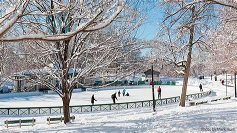 Ice Skating on the Frog Pond at Boston Common: 2021-22 Season [12/06/21]