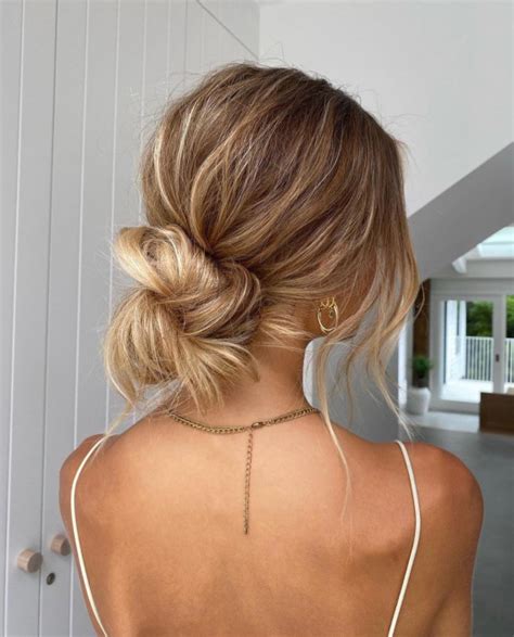 42 Cute And Easy Summer Hairstyles For 2022 Simple Messy Low Bun 1