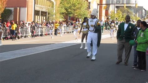 Jefferson Davis Marching Volunteers Band 2015 Turkey Day Classic Parade