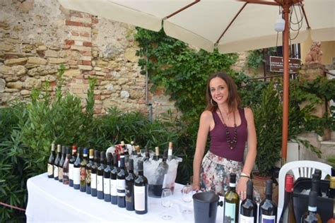 Positano Notizie Borgo Divino In Tour A Vietri Sul Mare Il Vino