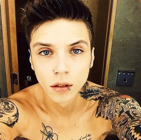 Andy Biersack Selfie Black Veil Brides Black Veil Brides Andy Andy