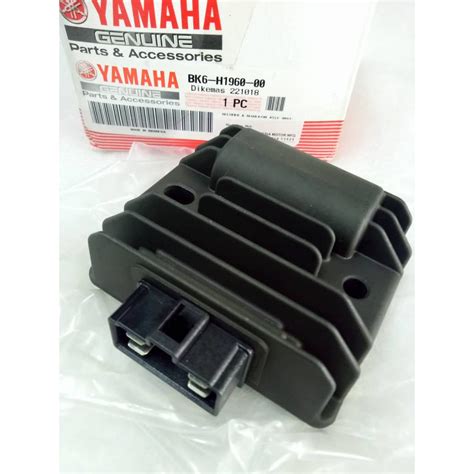 Original Yamaha R V Y V Ysuku Katap Volt Control Rectifier