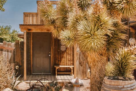 A Complete Guide To Visiting Pioneertown Joshua Tree Inara By May Pham