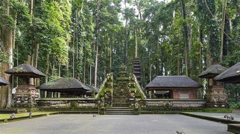 The Temple Of The Macaques Bukit Sari Bulgari Resort Bali