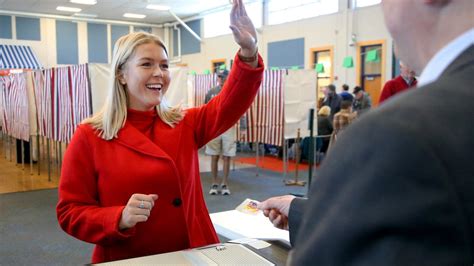 Karoline Leavitt votes in mid-term election 2022 at Hampton NH polls