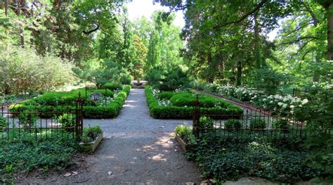 Bartlett Arboretum Belle Plaine Kansas