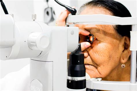 Capsulotomia Yag Laser Limpeza Da Lente Intraocular Instituto Ocular