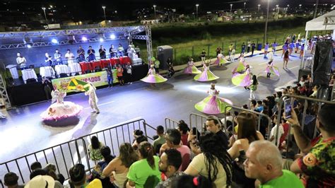 Grupo Experimental Novas Escolas De Samba Desfilam Em Manaus Veja