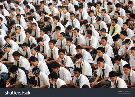 Secondary School Students Gathering 2005 Stock Photo 2016123 Shutterstock