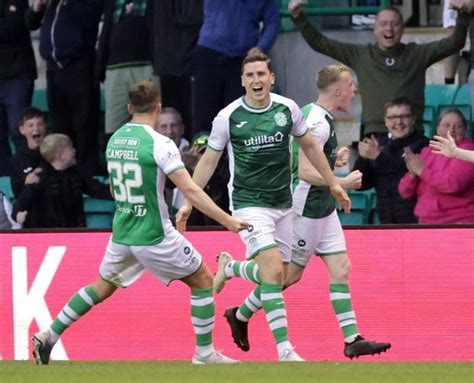 Hibs v Celtic LIVE SCORE as Bain HOWLER for Youan goal after Maeda sent ...