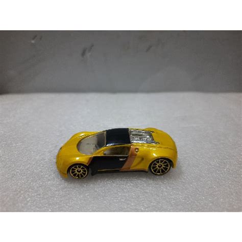 xe Hot Wheels Mystery Bugatti Veyron vàng sọc đen hàng hiếm Shopee Việt Nam