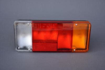 IVECO DAILY 98 06 LAMPA TYLNA W BELKĘ KONTENER R 5321778536