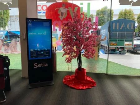 Touchscreen Floor Stand Kiosk For Bukit Indah Setia Sales Gallery