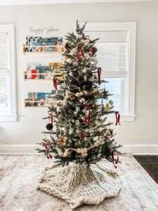 How To Decorate A Christmas Tree Micheala Diane Designs