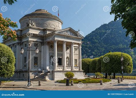 Tempio Voltiano, Museum Dedicated To Alessandro Volta, Como Stock Photo ...