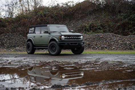 Satin Military Green 4 Door Bronco Outer Banks Build Bronco6g 2021 Ford Bronco And Bronco