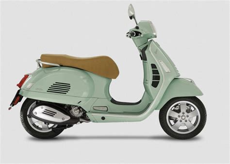 Vespa GTS 300 available colours