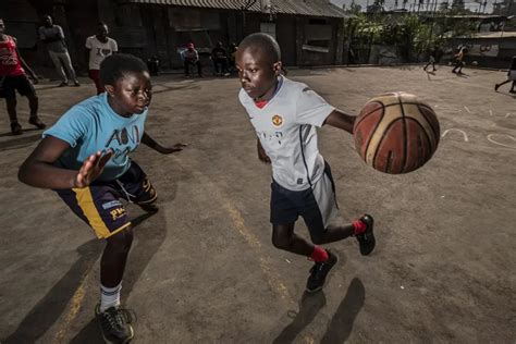 Da Milano a Bahia Blanca Slums Dunk Basket ai margini della società