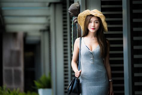 Lipstick Red Dress Long Hair Model Depth Of Field Girl Woman