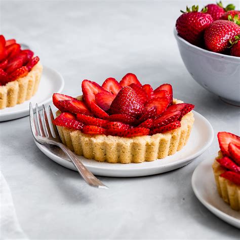 Strawberry Lemon Cheesecake Mini Tarts With Almond Flour Crust