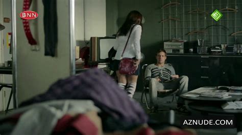 Abbey Hoes Nude Aznude