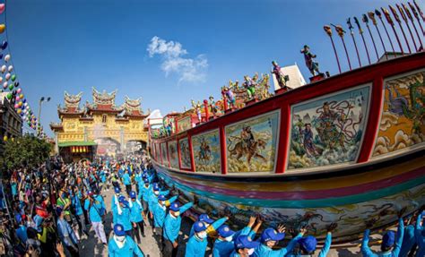 東港迎王祭王船遶境 壯觀陸上行舟錯過再等3年觀光 僑務電子報